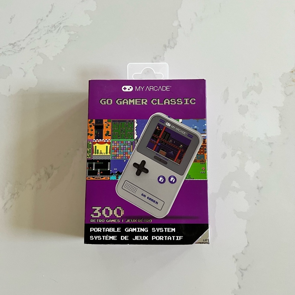 Go Gamer Classic My Arcade Portable Gaming System 300 Retro Games New Sealed